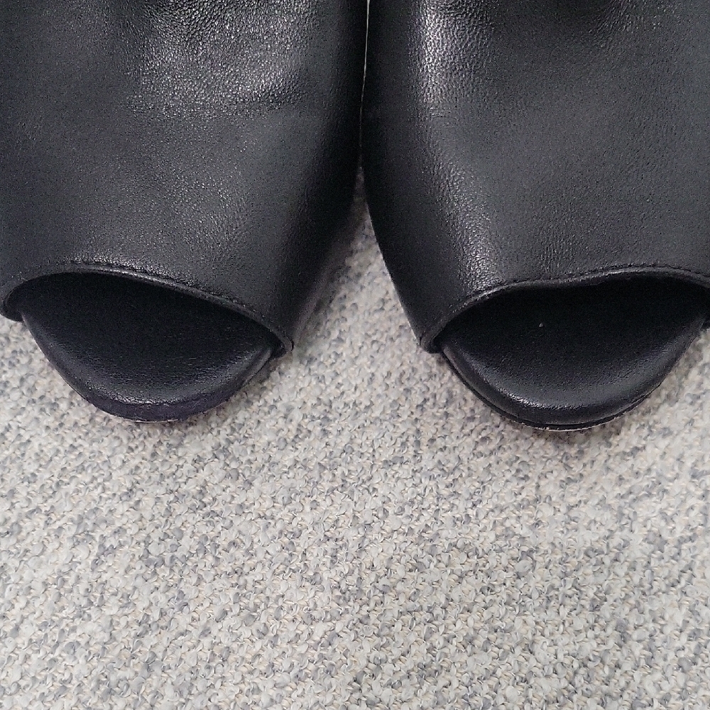 Michael Kors Elegant Black Peep-Toe Ankle Boots Size 8.5 - Picture 10 of 13